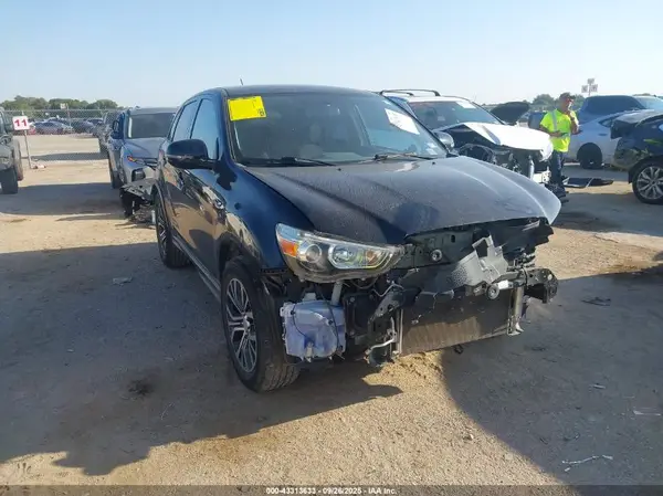 JA4AP3AW3GZ058513 2016 MITSUBISHI OUTLANDER - Image 1