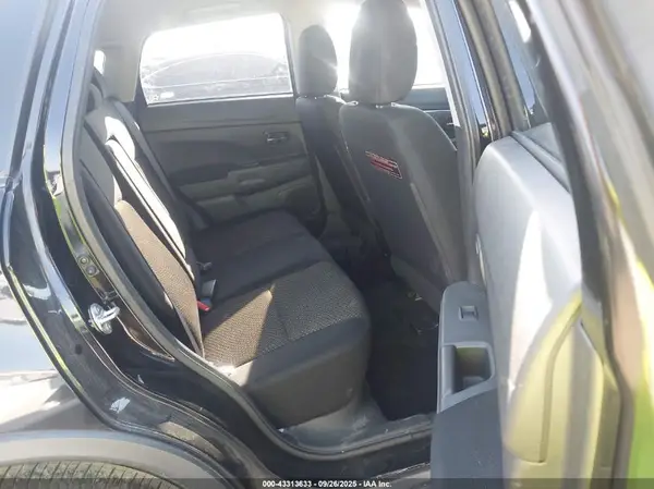 JA4AP3AW3GZ058513 2016 MITSUBISHI OUTLANDER - Image 8