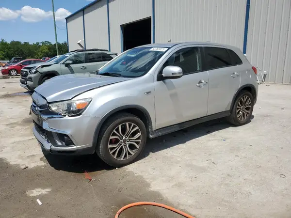 JA4AP3AW3JU000261 2018 MITSUBISHI OUTLANDER - Image 1
