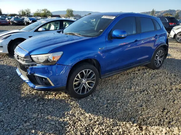 JA4AP3AW3JU015388 2018 MITSUBISHI OUTLANDER - Image 1