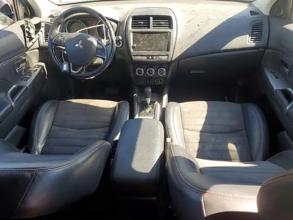 JA4AP3AW3JU015780 2018 MITSUBISHI OUTLANDER - Image 8