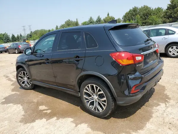 JA4AP3AW3JZ005480 2018 MITSUBISHI OUTLANDER - Image 2