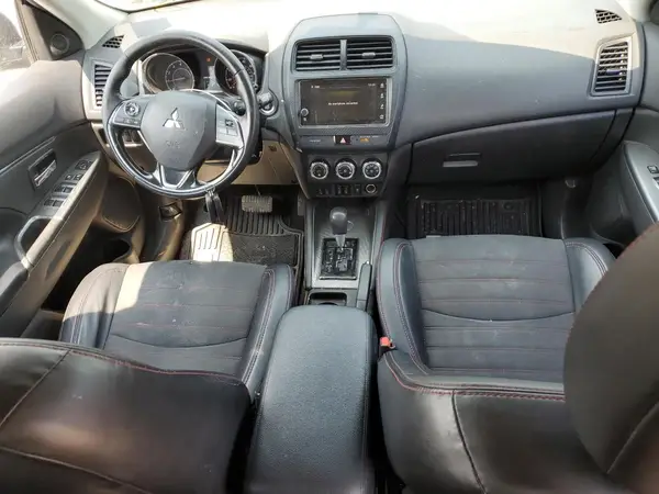JA4AP3AW3JZ005480 2018 MITSUBISHI OUTLANDER - Image 8