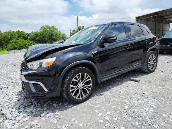 JA4AP3AW3JZ018567 2018 MITSUBISHI OUTLANDER - Image 1