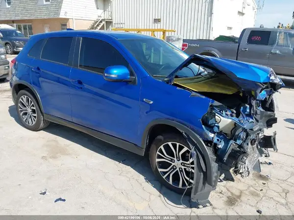 JA4AP3AW3JZ019184 2018 MITSUBISHI OUTLANDER - Image 1