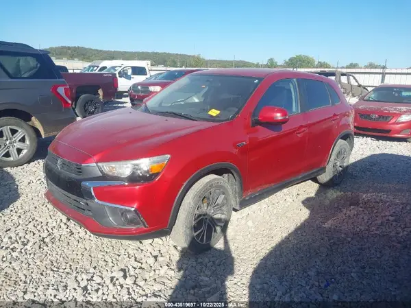 JA4AP3AW4GZ044135 2016 MITSUBISHI OUTLANDER - Image 2