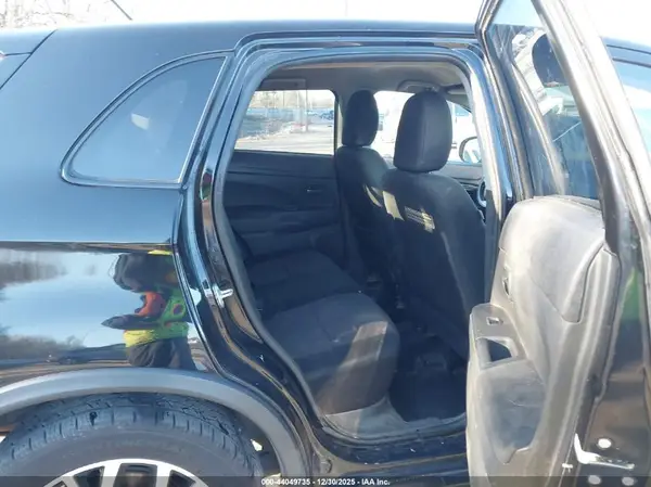 JA4AP3AW4GZ044796 2016 MITSUBISHI OUTLANDER - Image 8