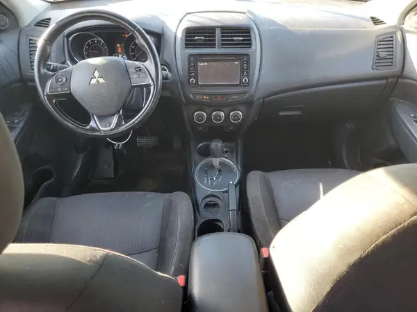 JA4AP3AW4GZ045849 2016 MITSUBISHI OUTLANDER - Image 8