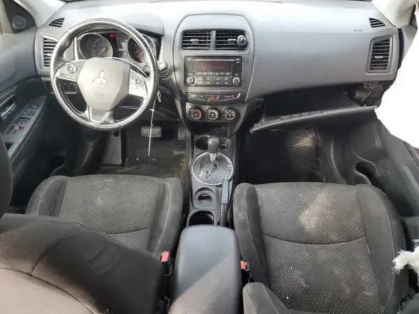 JA4AP3AW4GZ050128 2016 MITSUBISHI OUTLANDER - Image 8