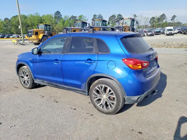 JA4AP3AW4GZ050372 2016 MITSUBISHI OUTLANDER - Image 2