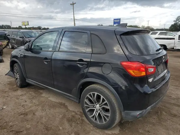 JA4AP3AW4HZ059056 2017 MITSUBISHI OUTLANDER - Image 2