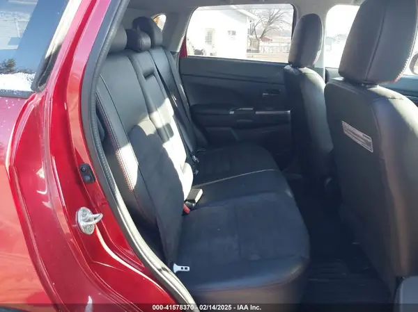 JA4AP3AW4JU000687 2018 MITSUBISHI OUTLANDER - Image 8