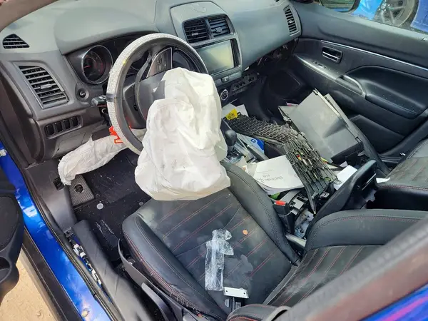 JA4AP3AW4JU006294 2018 MITSUBISHI OUTLANDER - Image 8