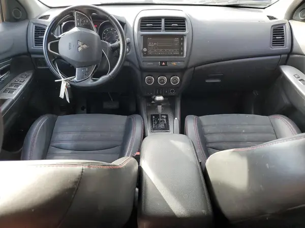 JA4AP3AW4JU020244 2018 MITSUBISHI OUTLANDER - Image 8