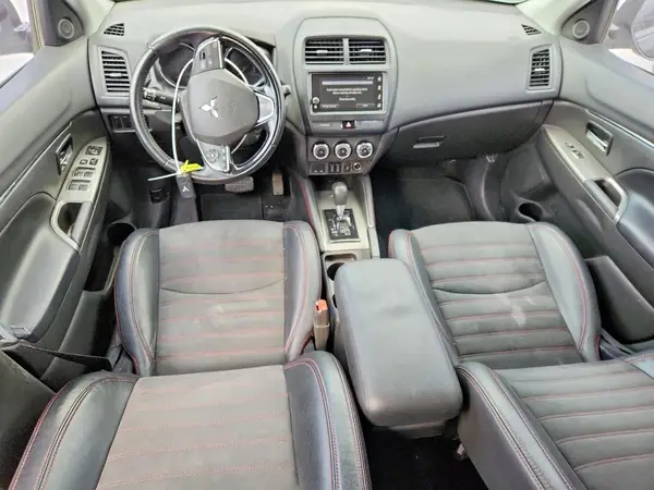 JA4AP3AW4JU025962 2018 MITSUBISHI OUTLANDER - Image 8