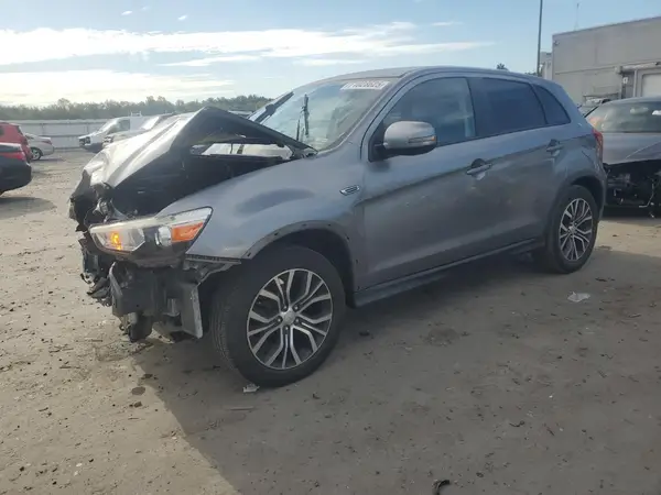 JA4AP3AW4JZ032624 2018 MITSUBISHI OUTLANDER - Image 1