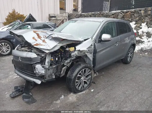 JA4AP3AW5GZ025822 2016 MITSUBISHI OUTLANDER - Image 2