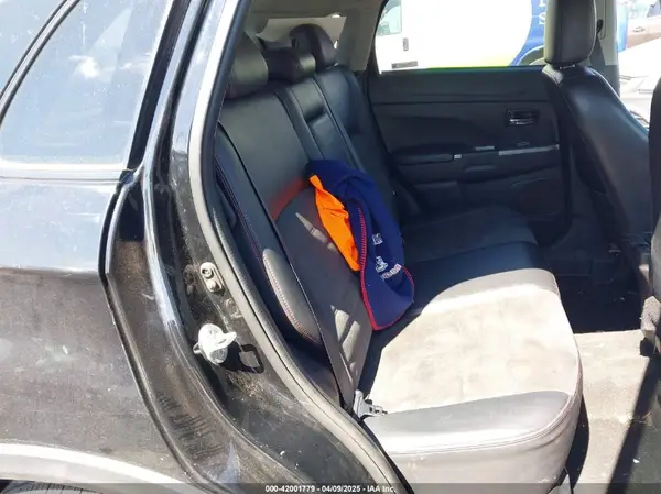 JA4AP3AW5JU014551 2018 MITSUBISHI OUTLANDER - Image 8