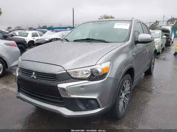 JA4AP3AW6GZ030169 2016 MITSUBISHI OUTLANDER - Image 2