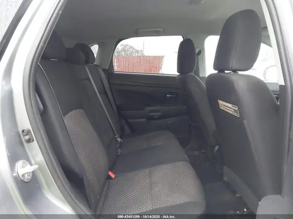JA4AP3AW6GZ030169 2016 MITSUBISHI OUTLANDER - Image 8