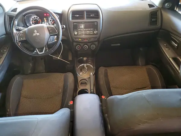 JA4AP3AW6GZ044119 2016 MITSUBISHI OUTLANDER - Image 8