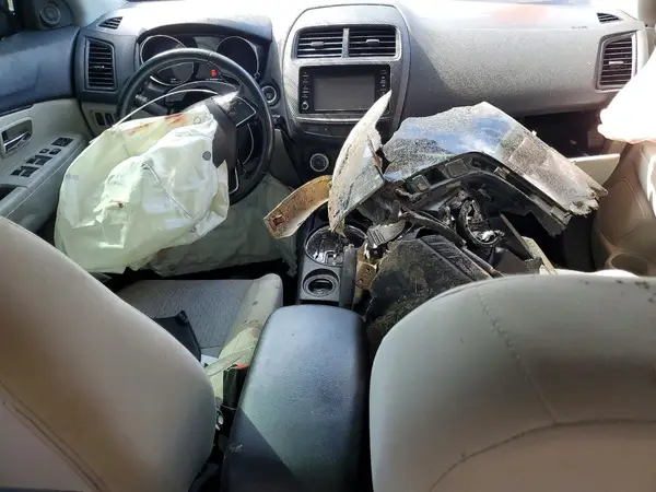 JA4AP3AW6GZ055346 2016 MITSUBISHI OUTLANDER - Image 8