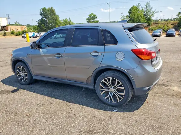 JA4AP3AW6HZ048138 2017 MITSUBISHI OUTLANDER - Image 2