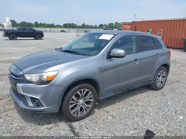 JA4AP3AW6JZ034312 2018 MITSUBISHI OUTLANDER - Image 2
