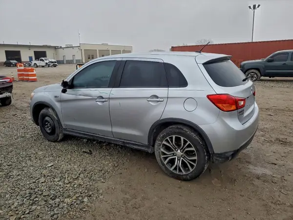 JA4AP3AW7GZ049930 2016 MITSUBISHI OUTLANDER - Image 2