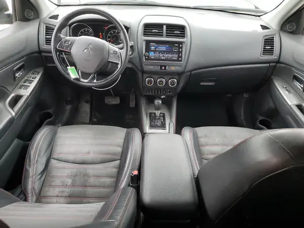 JA4AP3AW7JU017631 2018 MITSUBISHI OUTLANDER - Image 8