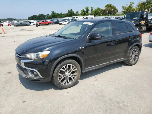 JA4AP3AW7JU018990 2018 MITSUBISHI OUTLANDER - Image 1
