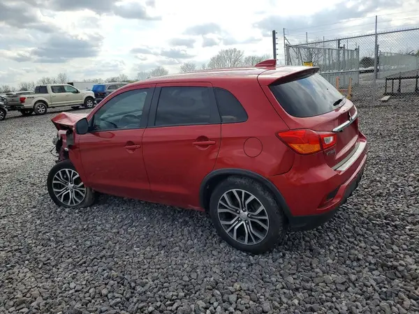 JA4AP3AW7JU023543 2018 MITSUBISHI OUTLANDER - Image 2