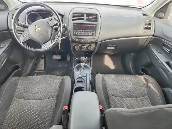 JA4AP3AW8GZ046423 2016 MITSUBISHI OUTLANDER - Image 8
