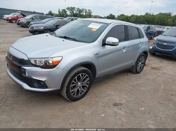 JA4AP3AW8GZ050875 2016 MITSUBISHI OUTLANDER - Image 2