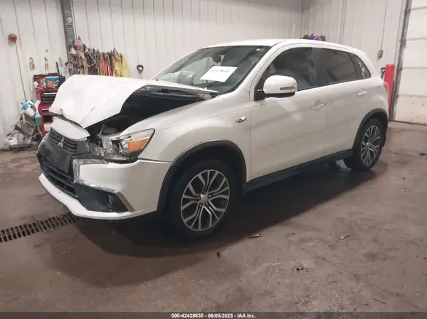 JA4AP3AW8GZ051914 2016 MITSUBISHI OUTLANDER - Image 2