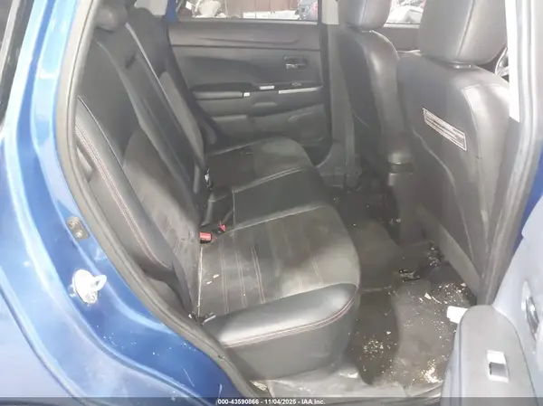JA4AP3AW8JU013099 2018 MITSUBISHI OUTLANDER - Image 8