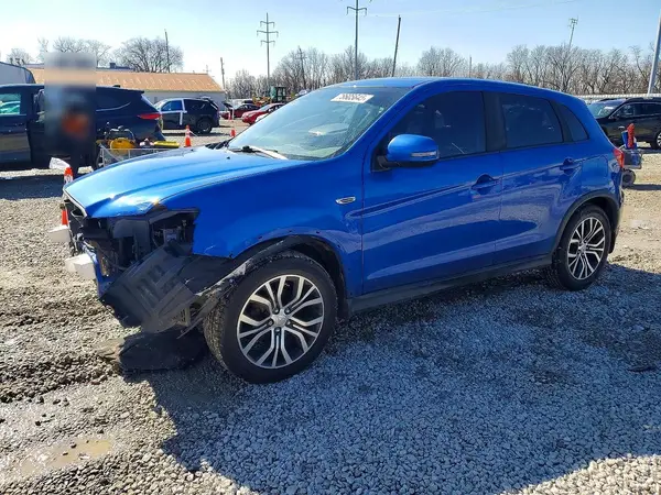 JA4AP3AW8JU020473 2018 MITSUBISHI OUTLANDER - Image 1
