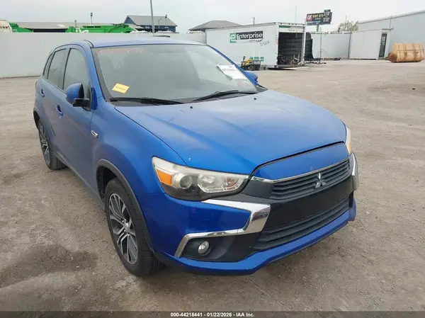 JA4AP3AW9HZ062325 2017 MITSUBISHI OUTLANDER - Image 1