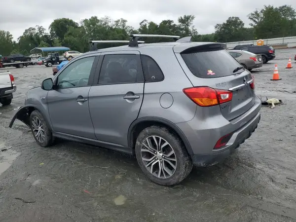 JA4AP3AW9JZ018508 2018 MITSUBISHI OUTLANDER - Image 2