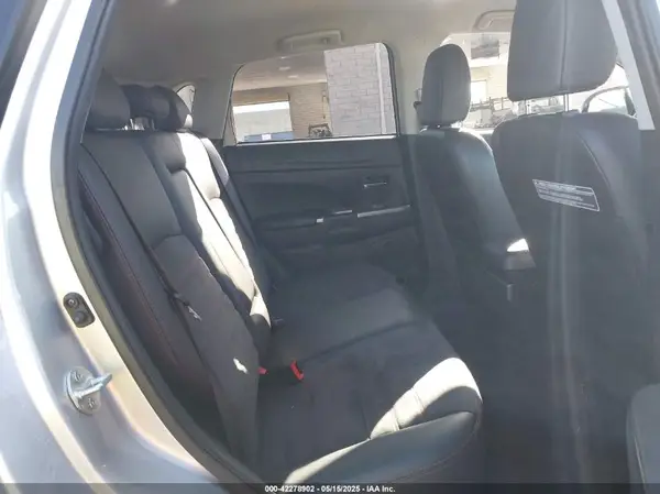 JA4AP3AW9JZ036006 2018 MITSUBISHI OUTLANDER - Image 8