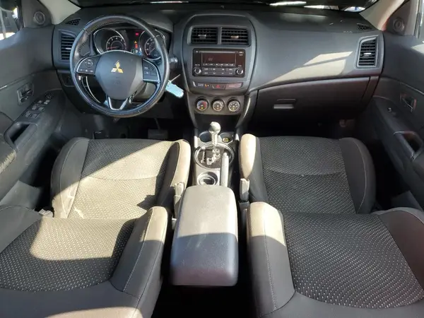 JA4AP3AWXGZ029283 2016 MITSUBISHI OUTLANDER - Image 8