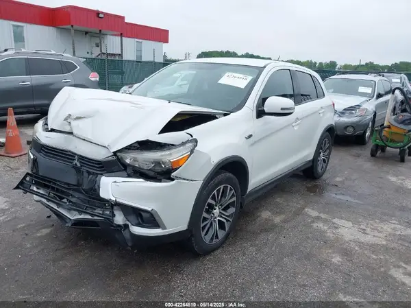 JA4AP3AWXGZ042924 2016 MITSUBISHI OUTLANDER - Image 2