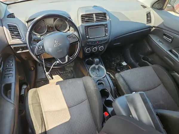 JA4AP3AWXGZ059643 2016 MITSUBISHI OUTLANDER - Image 8