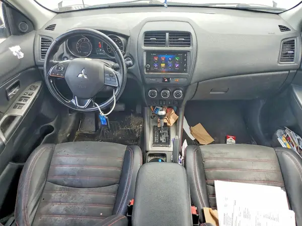 JA4AP3AWXJU017607 2018 MITSUBISHI OUTLANDER - Image 8