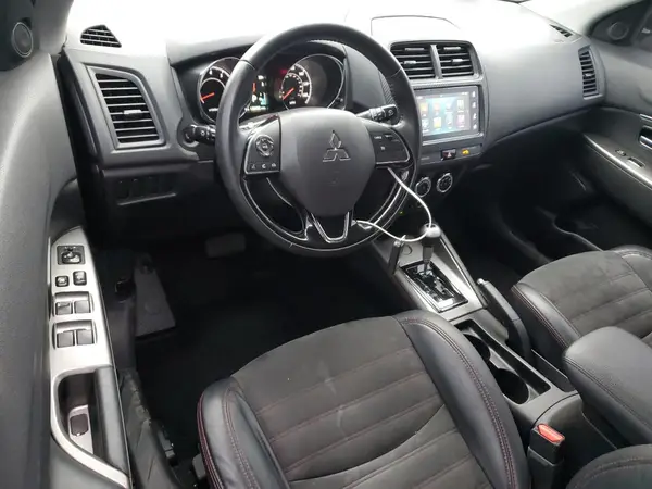 JA4AP3AWXJU024704 2018 MITSUBISHI OUTLANDER - Image 8
