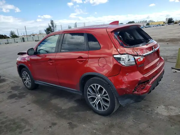 JA4AP4AU0KU007447 2019 MITSUBISHI OUTLANDER - Image 2