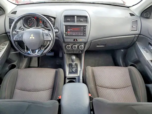 JA4AP4AU0KU007447 2019 MITSUBISHI OUTLANDER - Image 8