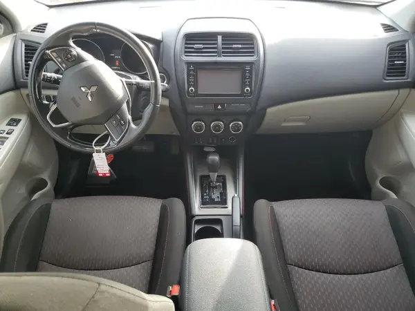 JA4AP4AU0KU011997 2019 MITSUBISHI OUTLANDER - Image 8