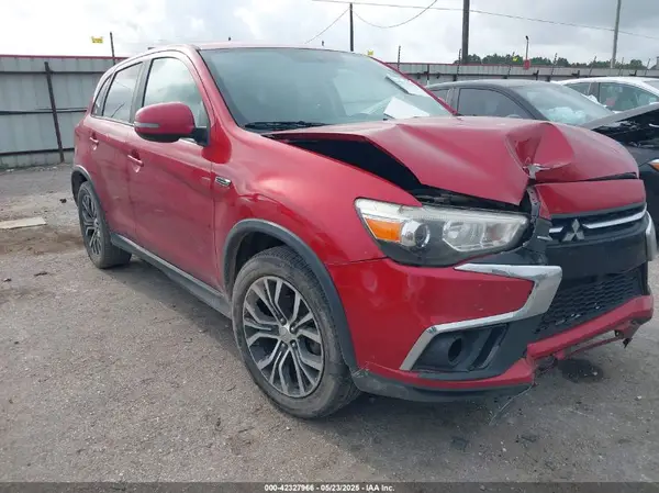 JA4AP4AU0KU024474 2019 MITSUBISHI OUTLANDER - Image 1