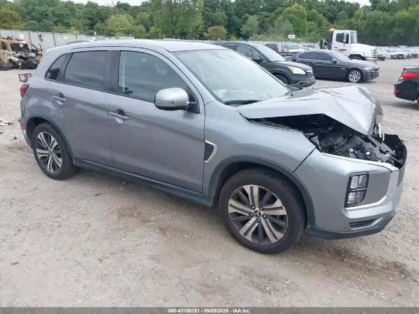 JA4AP4AU1LU006597 2020 MITSUBISHI OUTLANDER - Image 1
